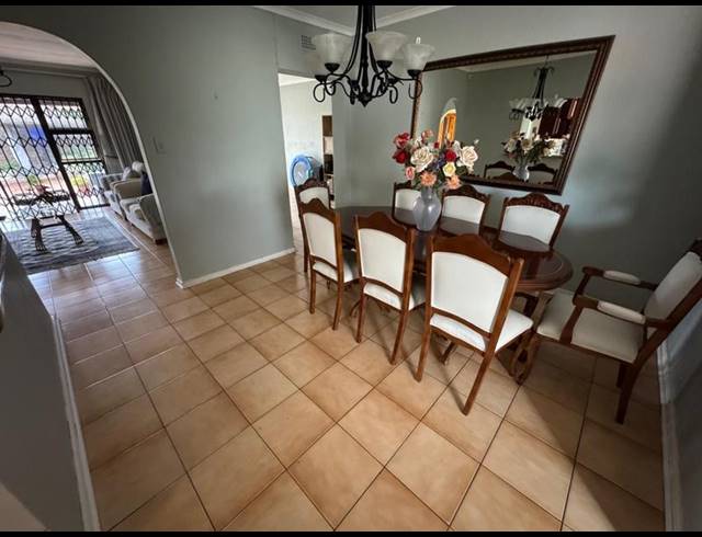 3 BEDROOM HOUSE FOR SALE IN BIRCH ACRES